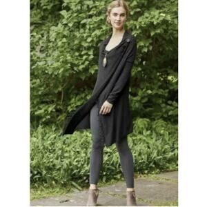 Matilda jane Warm Smile Black Cardigan Sweater Size Medium‎